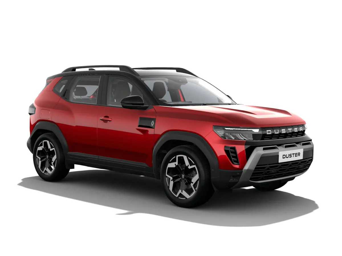 Three-quarter profile of the Renault Duster Techno Plus in Sunset Red with a black dual-tone (DT) roof and diamond-cut wheels.